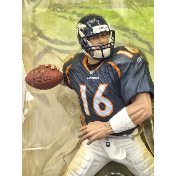 Denver Broncos Quarterback JAKE PLUMMER Action Figure-McFarlane. Blue Jersey - Picture 2 of 9